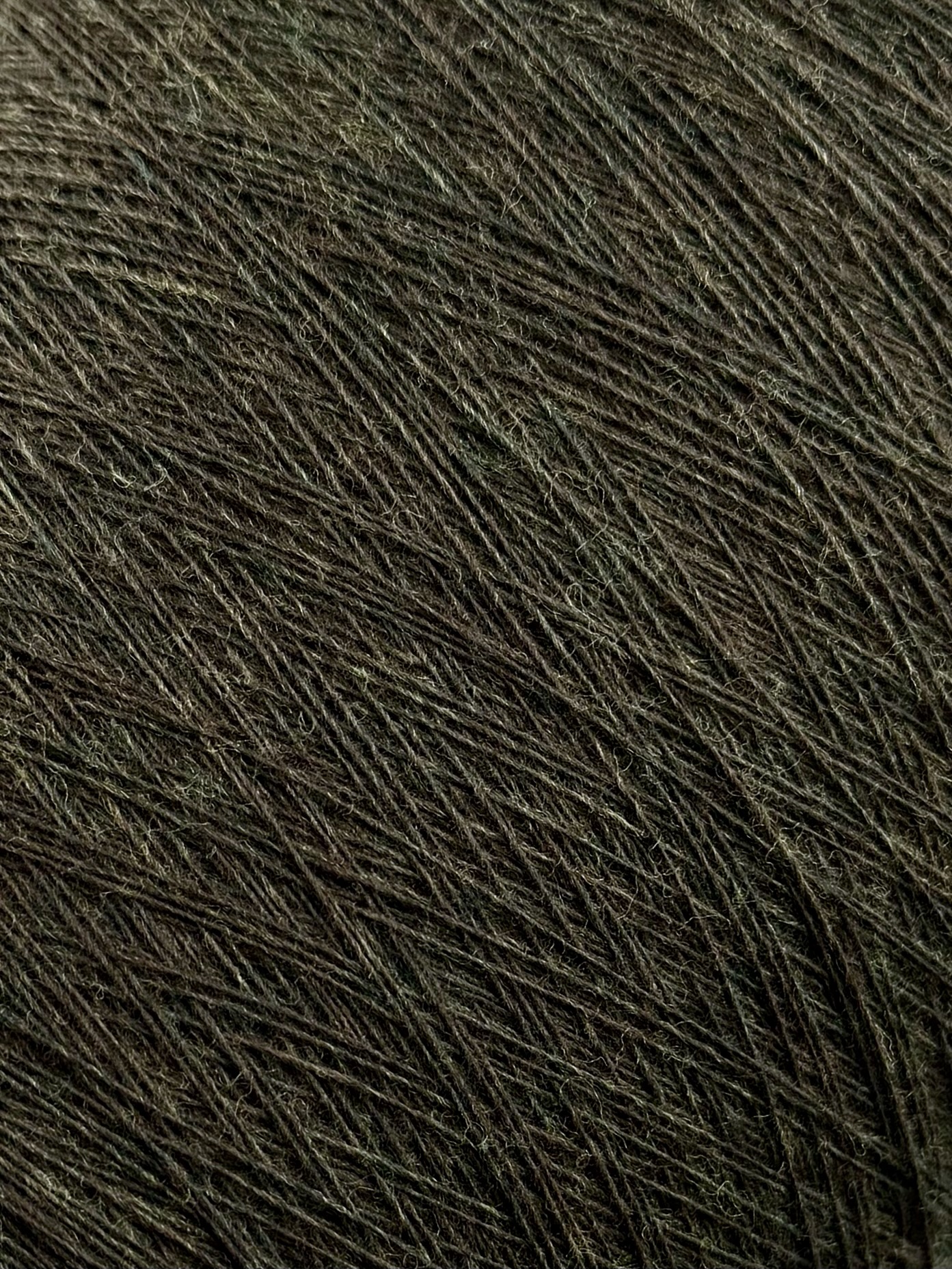 Botto Poala Art. Supergeelong Nm 1/15 – Merino Supergeelong Garn col. 1740 Dunkles Olivgrün Mélange